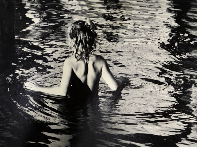 File:Young Girls swimming.jpg