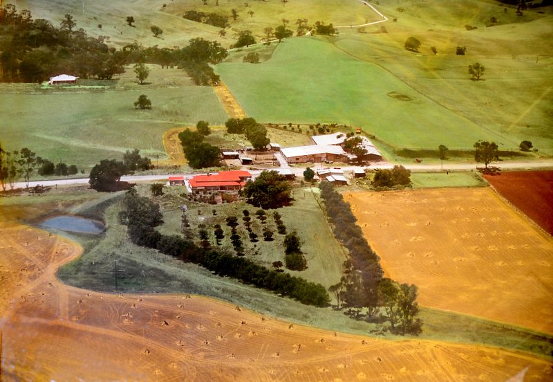 File:Para Glen Farm.jpg