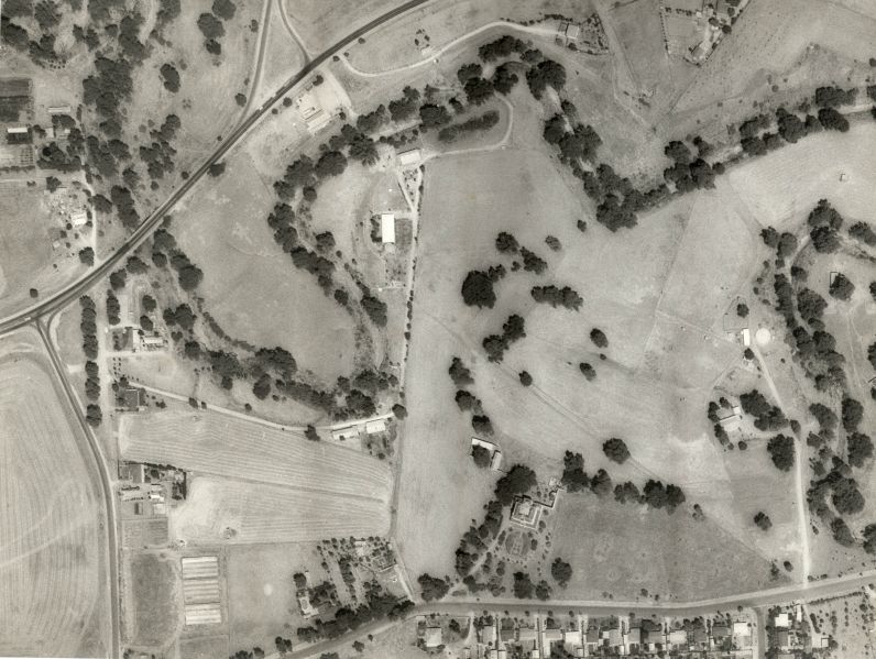 File:Para Para aerial 15-2-1985.jpg